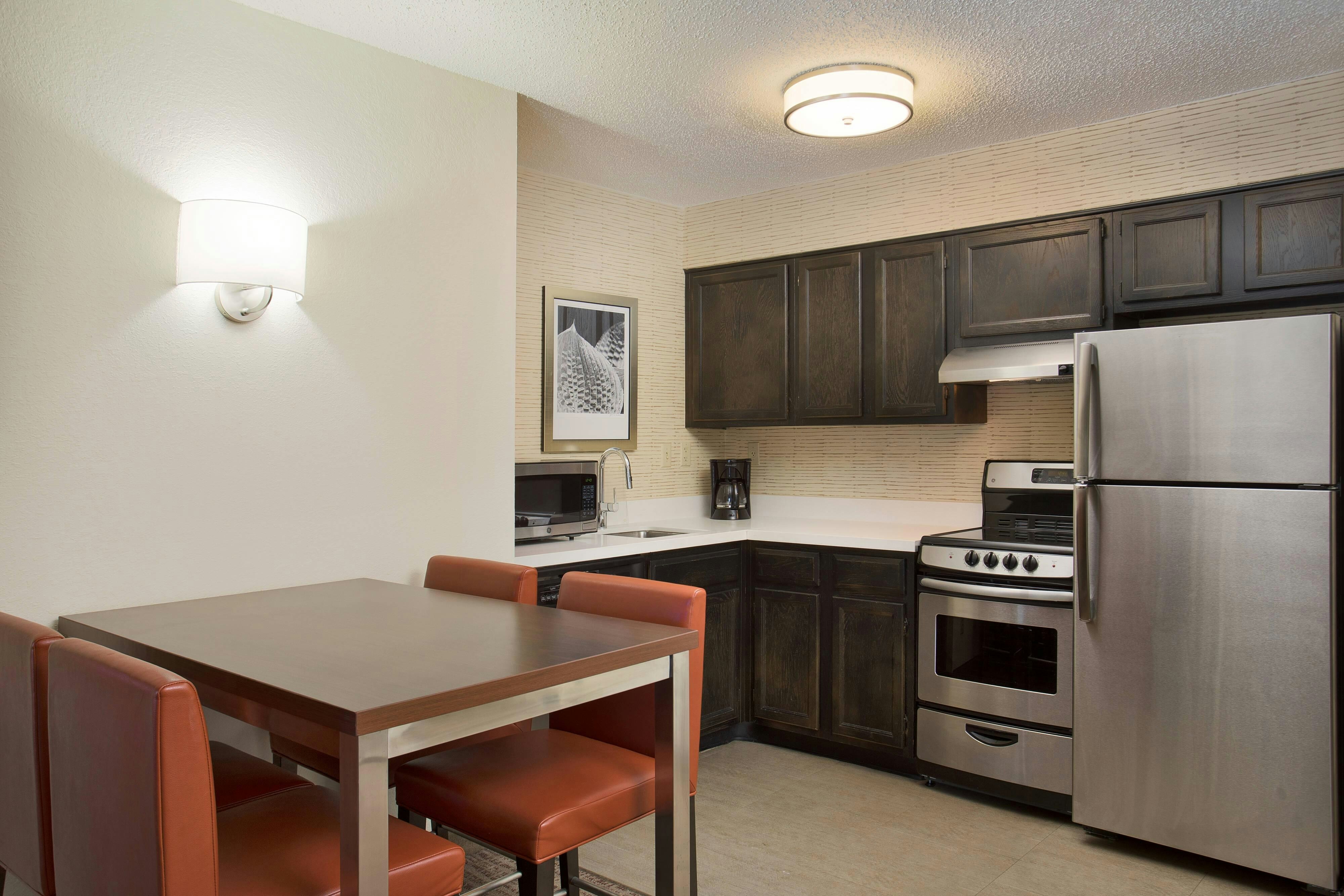 Residence Inn Detroit Pontiac Auburn Hills 10/15