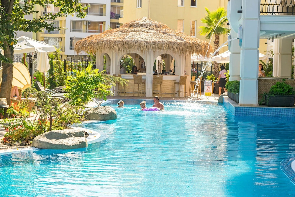 Harmony Suites Dream Island 42/50