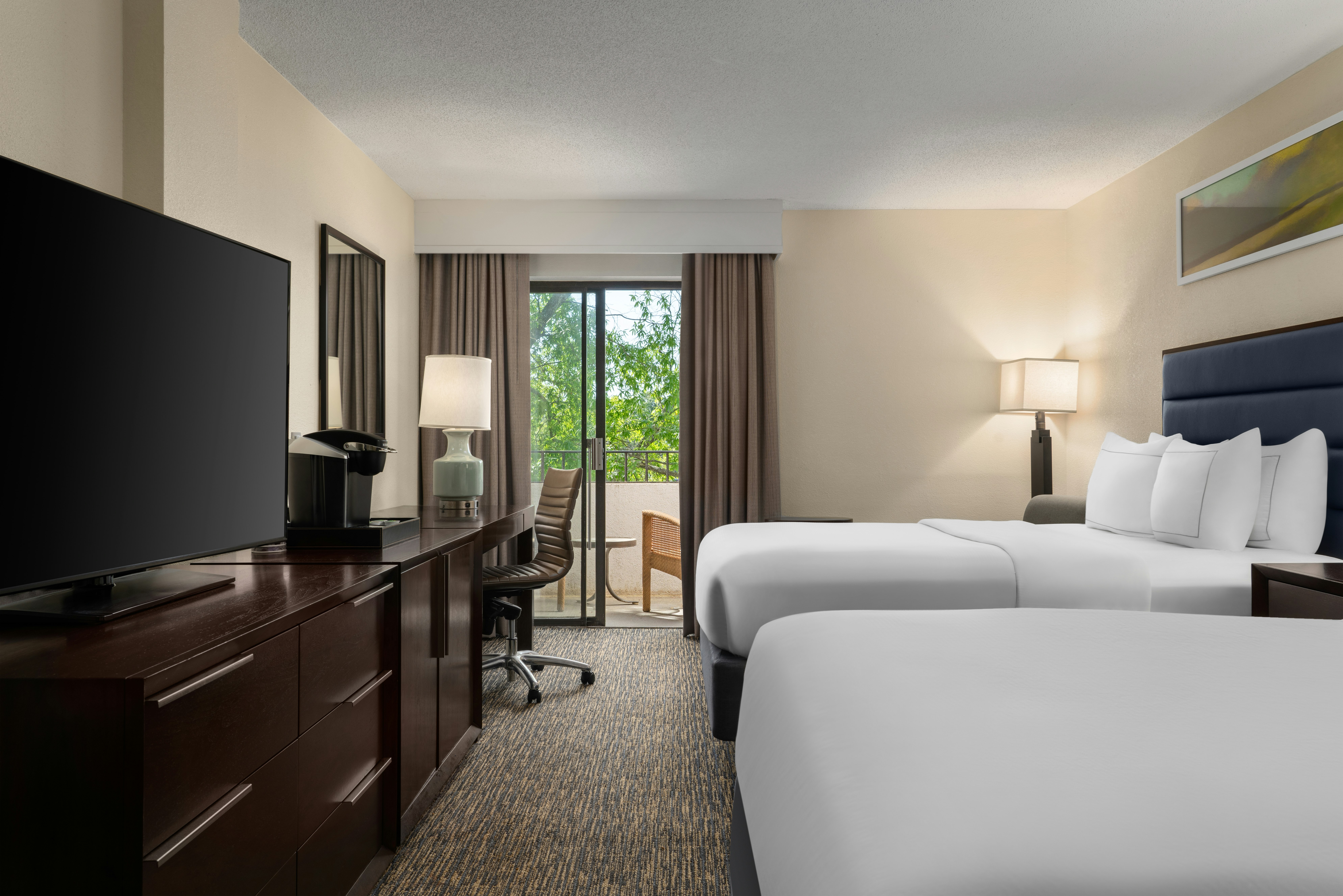 ROOM, 2 QUEEN BEDS, BALCONY, TOP FLOOR