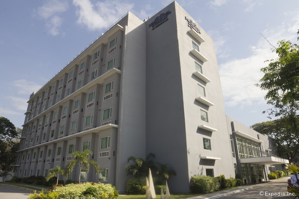 Microtel By Wyndham Up Technohub in QUEZON CITY
