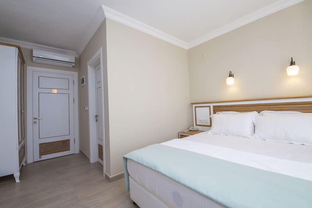 Datca Beyaz Ev Otel 7/31