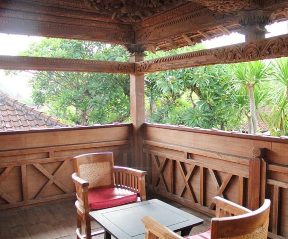 Gazebo Beach Hotel 30/50