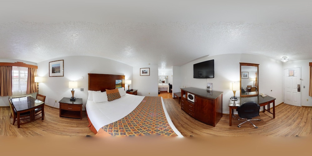 Sandia Peak Inn Old Town ABQ, a Howard Johnson by Wyndham 19/38