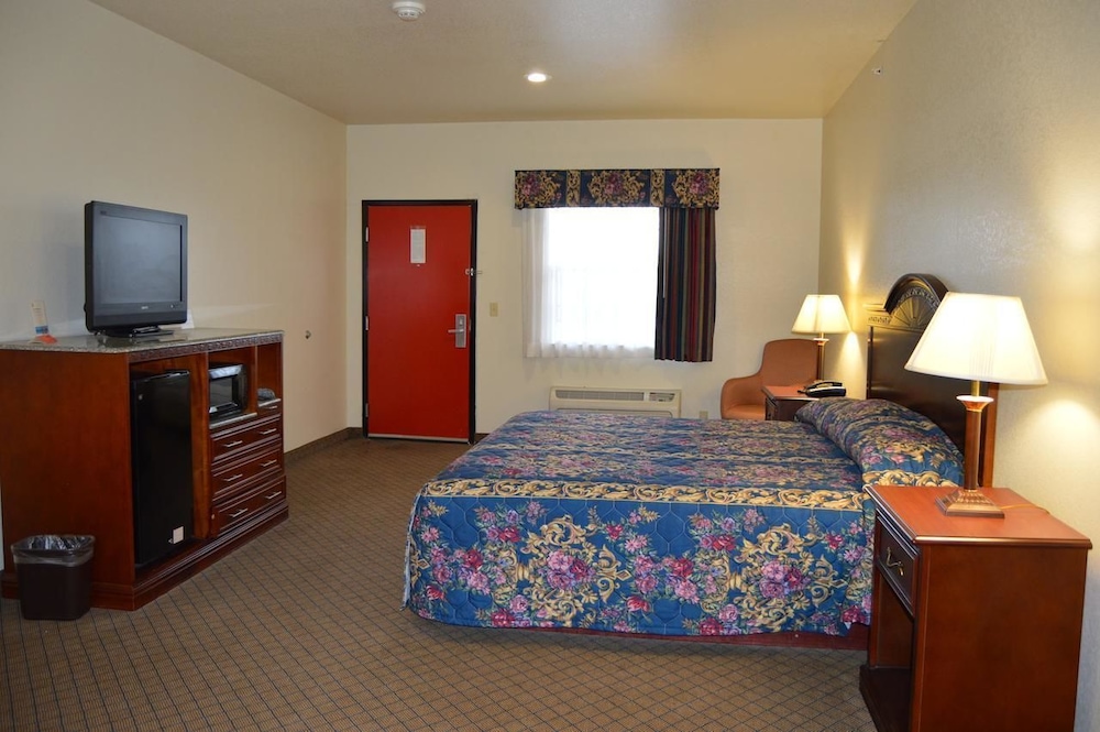 HiWay Inn Express Kiowa Hwy 69 32/55