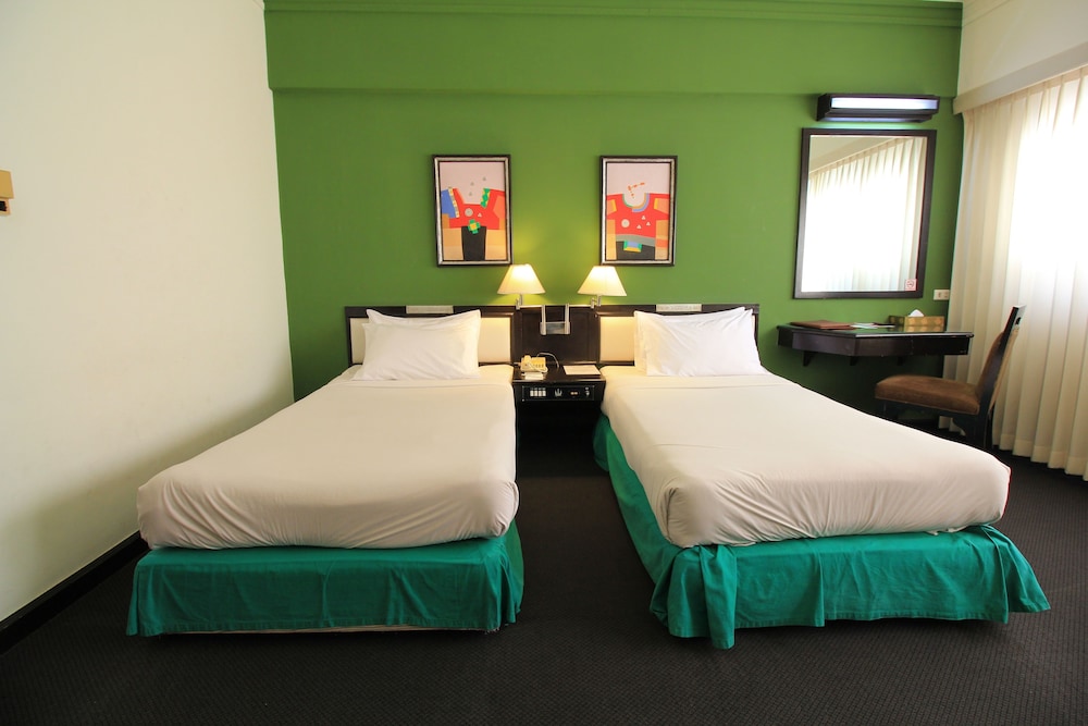 Chiangmai Hill 2000 Hotel 22/69