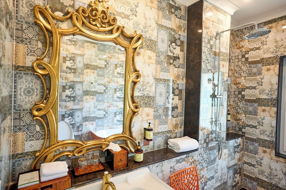 Mayfair Manor Alibag 39/39