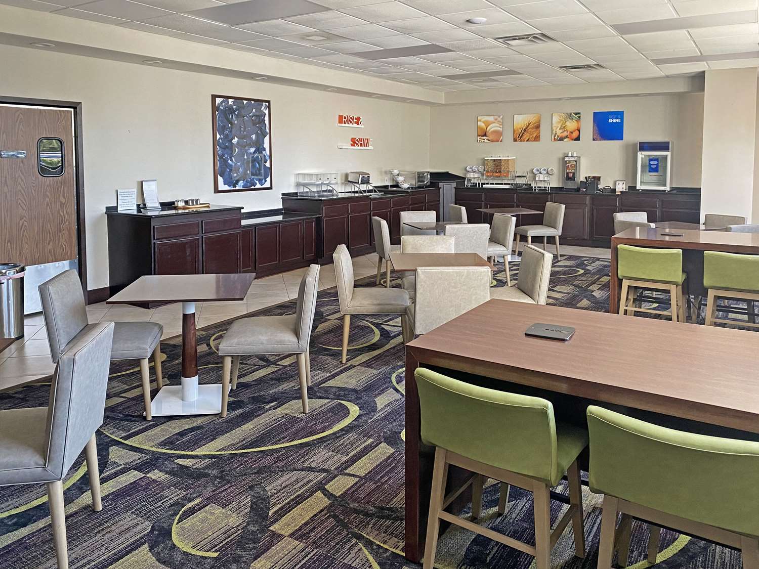 Comfort Inn Hickory Conover 17/19