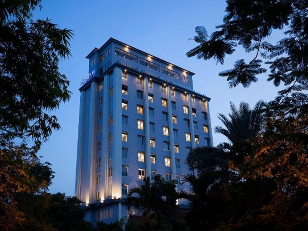 Batiqa Hotel Darmo 2/68