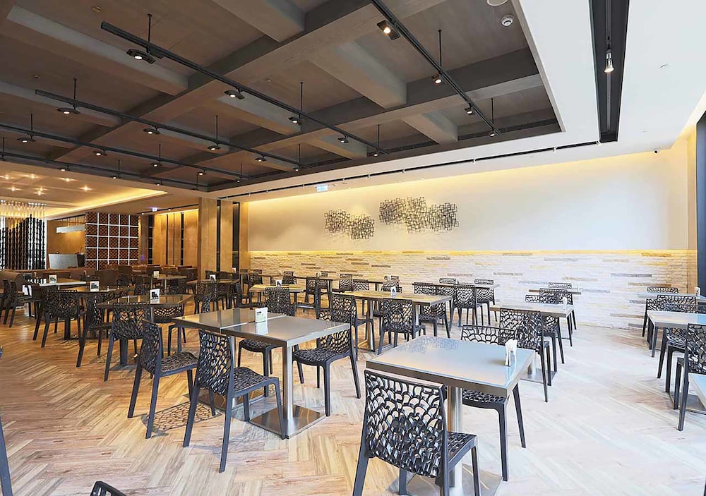 Royal Group Hotel Minghua Branch 35/43
