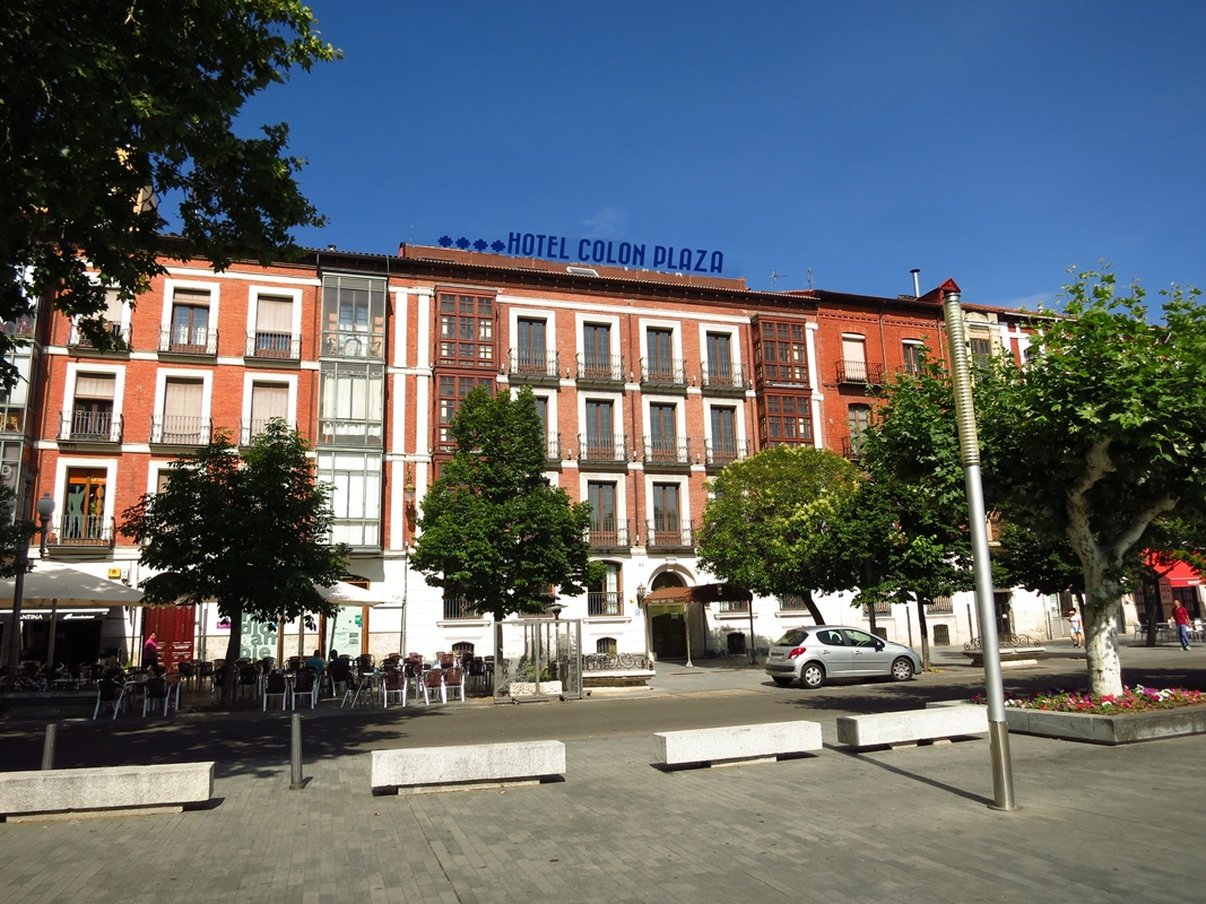 Boutique Colon Plaza 1/22