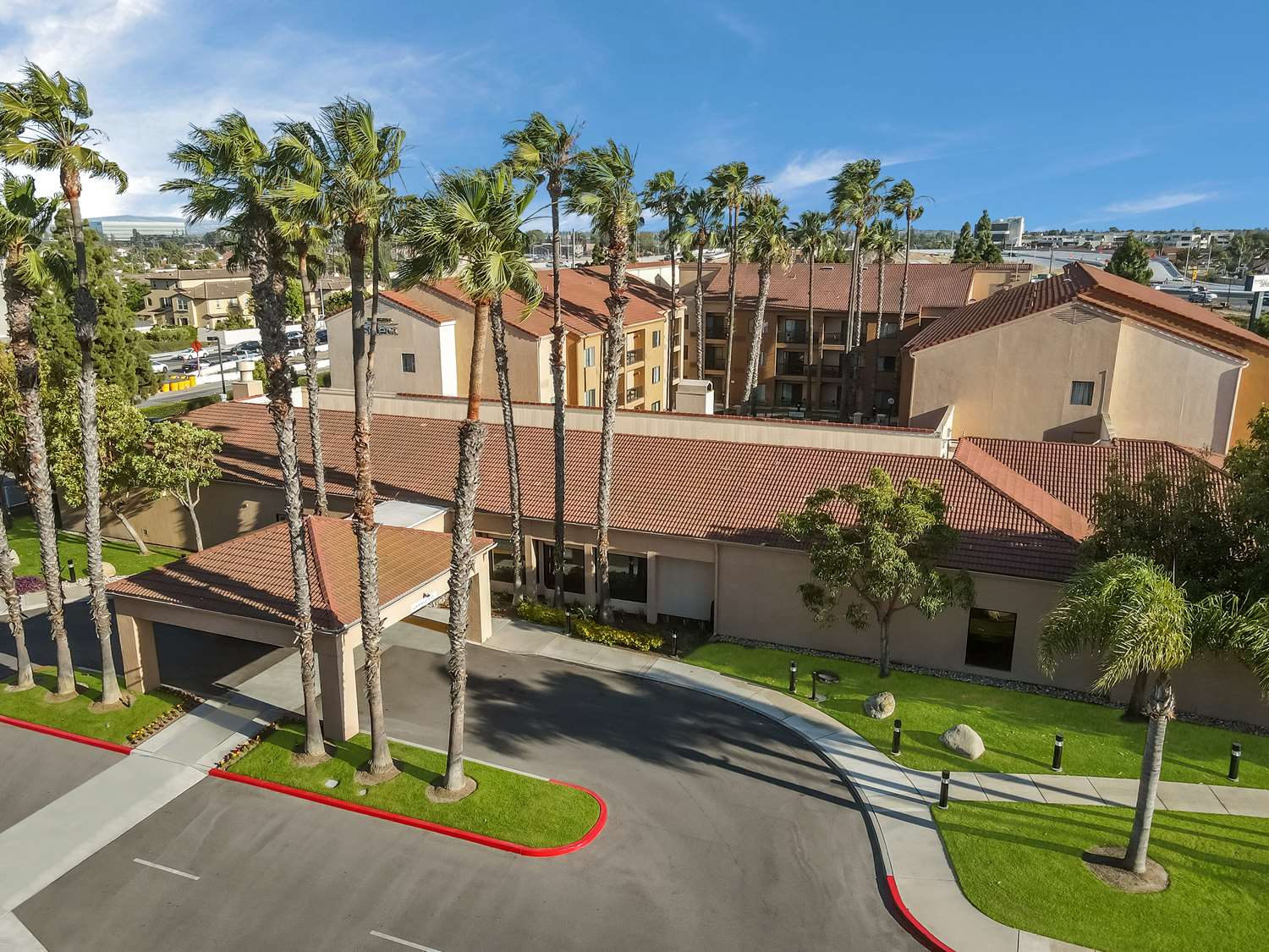 Sonesta Select Huntington Beach Fountain Valley 32/38