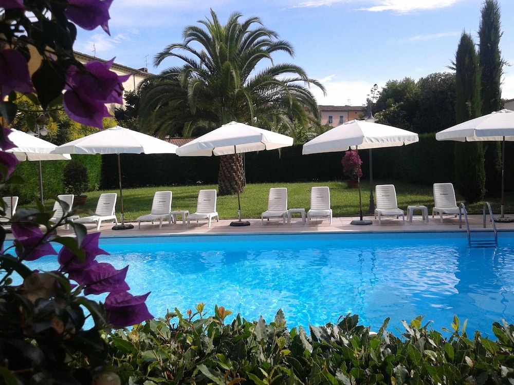 Albergo Roma 34/39
