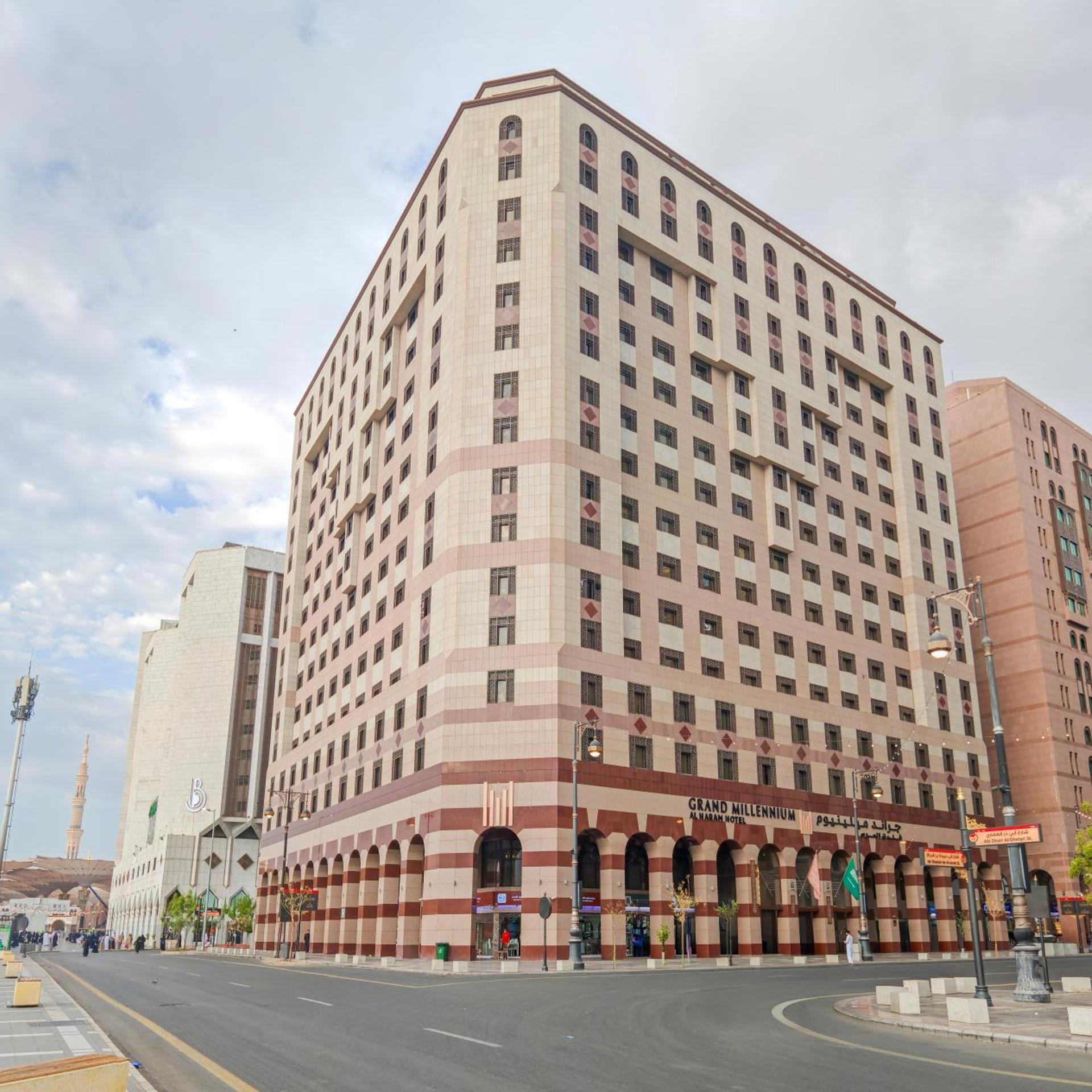 Grand Millennium Al Haram Hotel in MADINAH