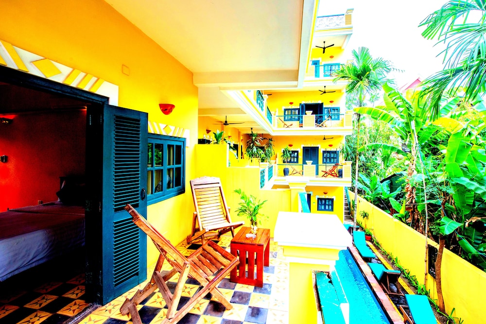 Golden Banana Residence 20/86