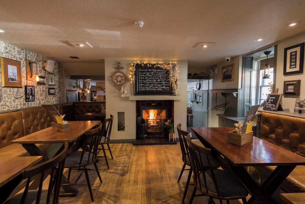 Fisherman's Tavern Hotel - Inn 24/33