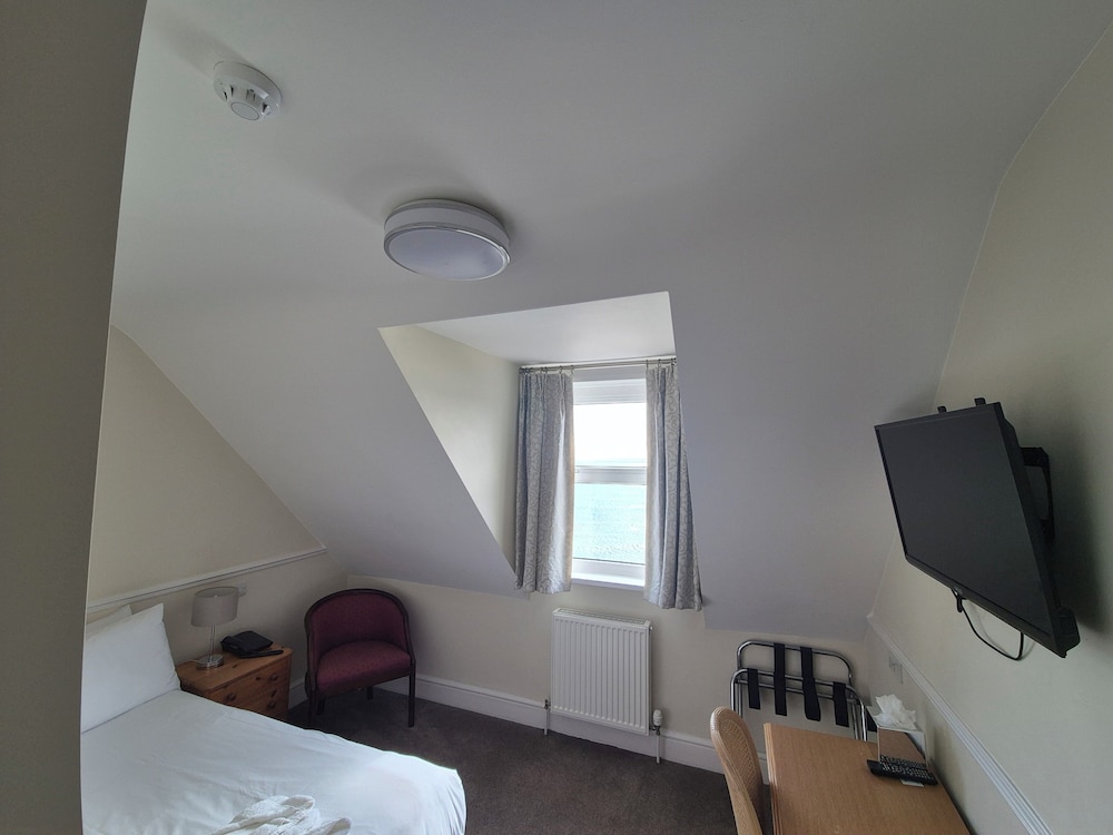 Grand Hotel Swanage 8/50