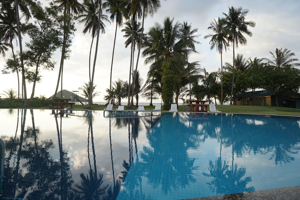 Langkah Syabas Beach Resort photo3
