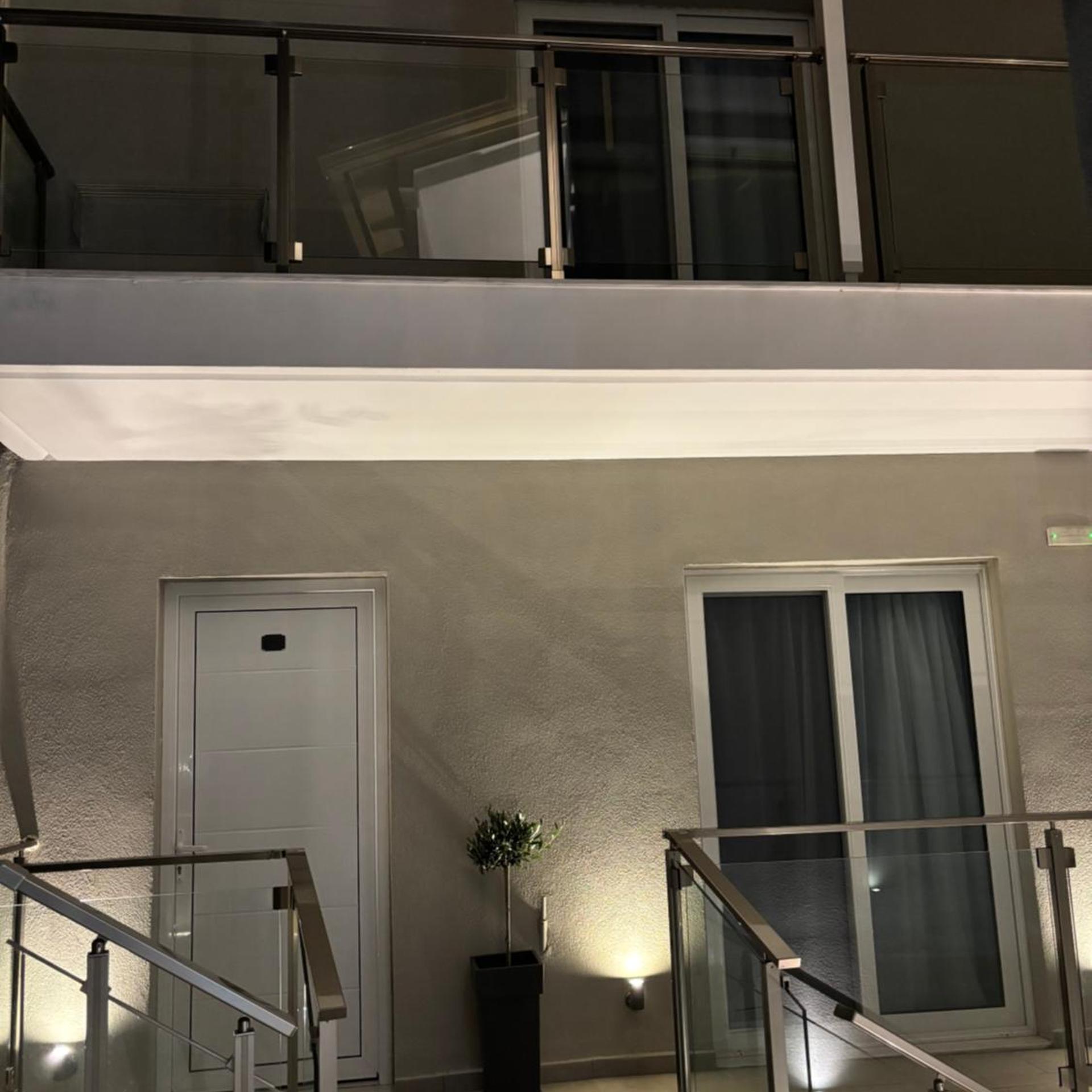 Three Island View Hotel 83/103