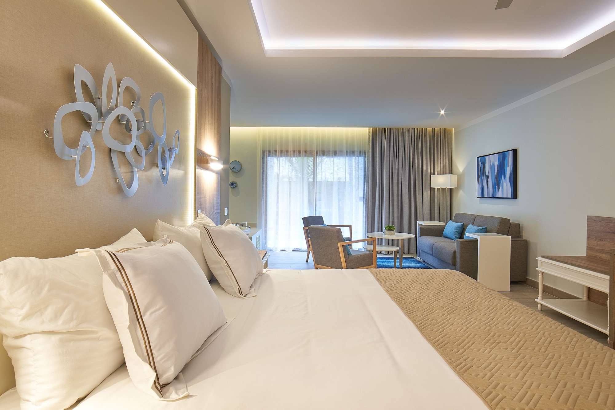 SWIM UP, JUNIOR SUITE, DELUXE
