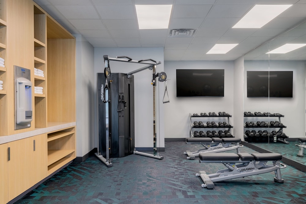 Towneplace Suites by Marriott Brunswick 9/24