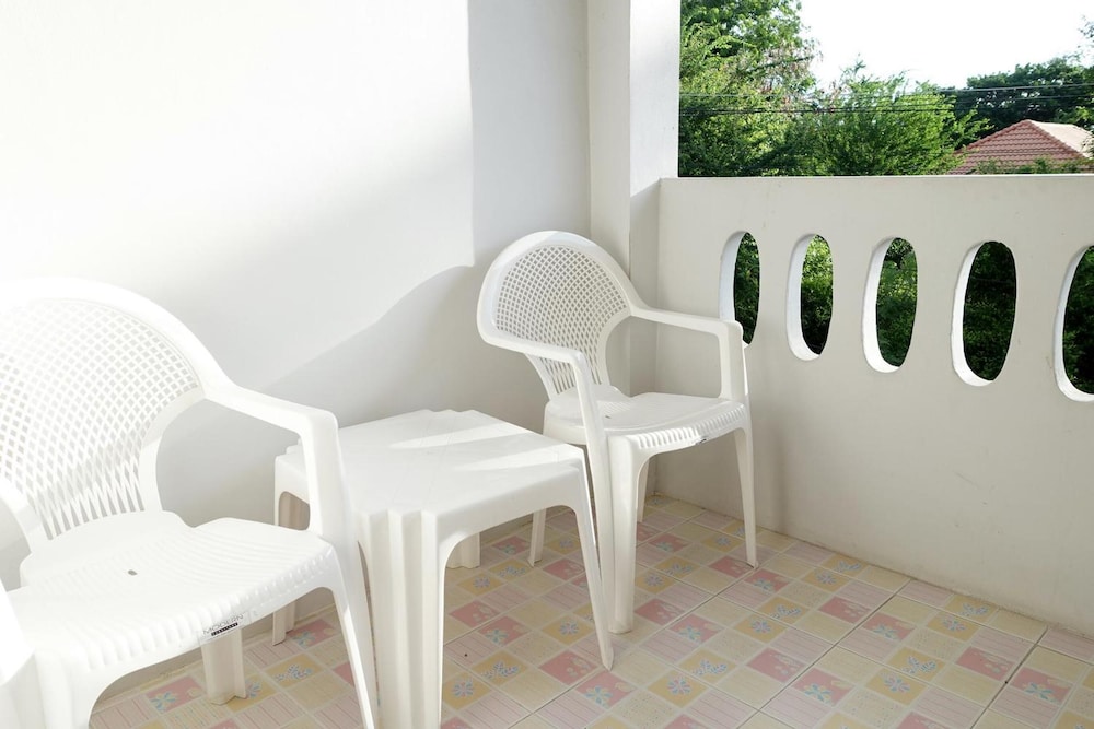 2N Guesthouse 42/42