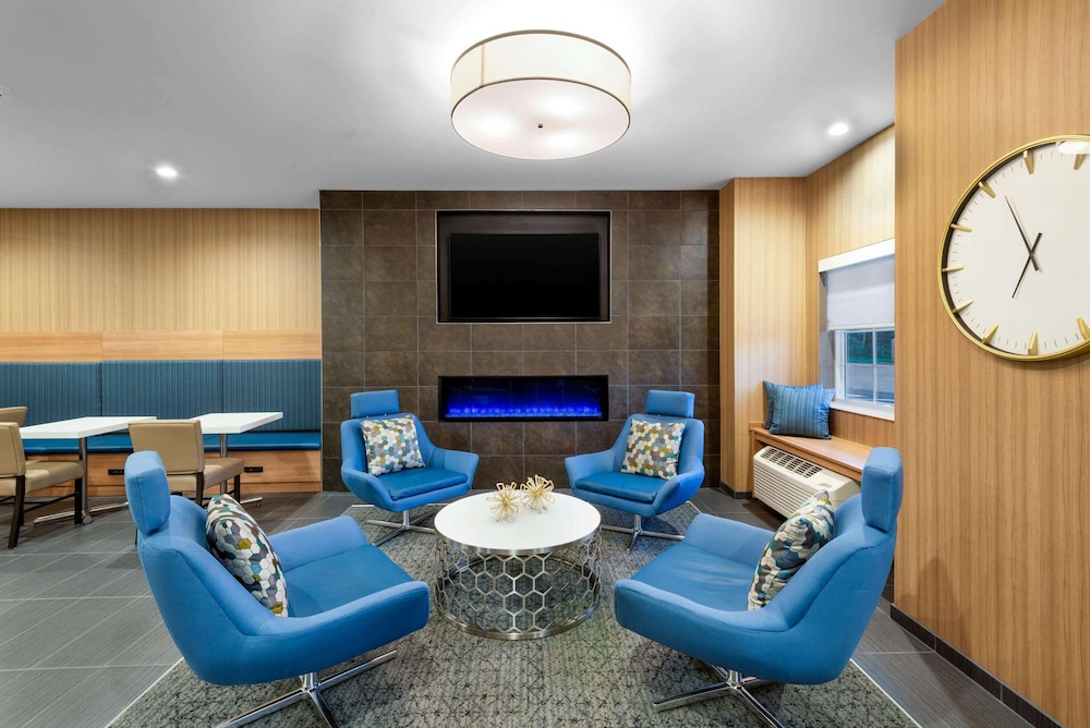 Microtel Inn and Suites by Wyndham Farmington 25/30
