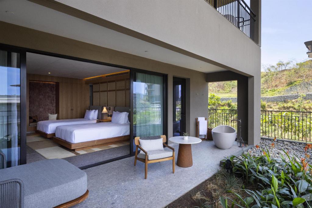 2 Bedrooms, Suite, 2 Double Beds, Ocean View, Private Infinity Pool