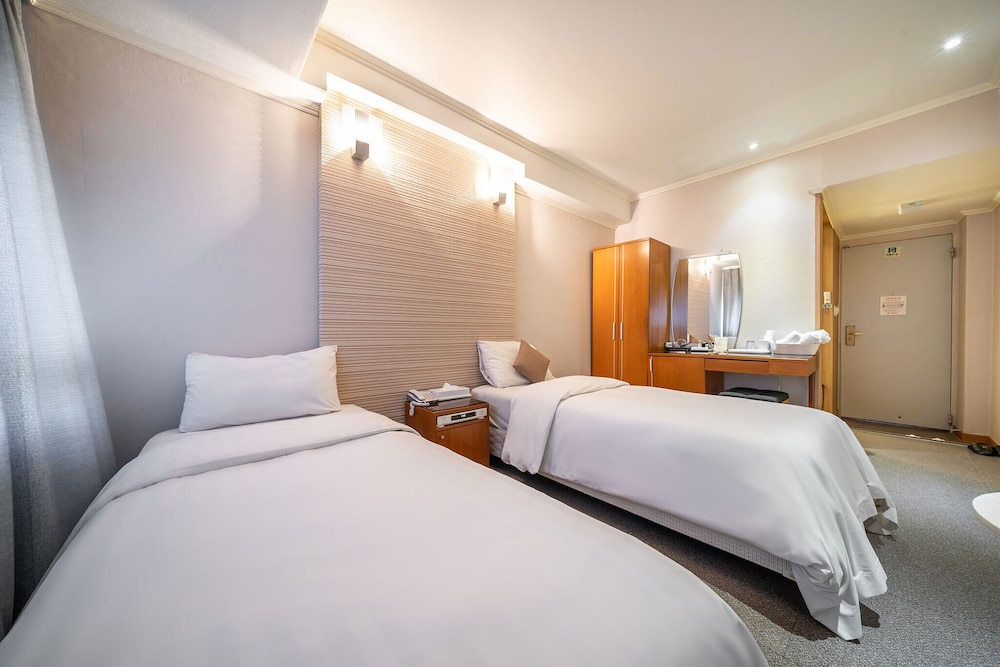 Seowon Tourist Hotel 5/20