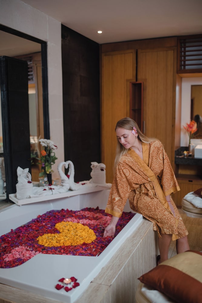 Lv8 Resort Hotel 13/72
