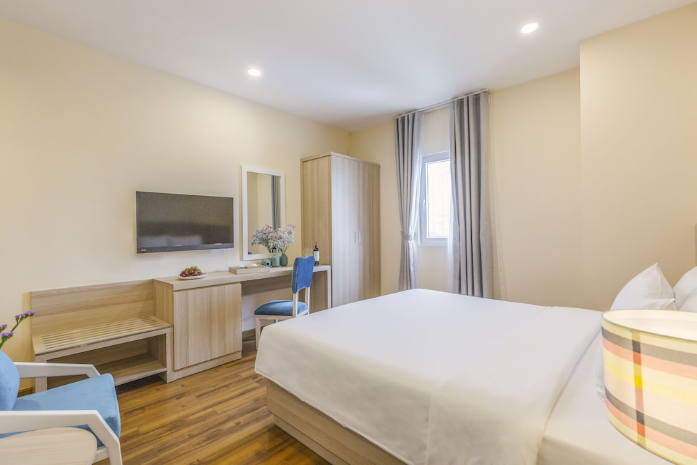 Happy Life Grand Hotel and Sky Bar 32/74