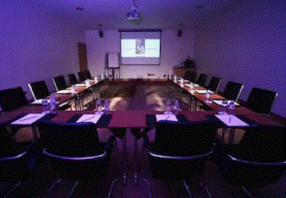 MULLINGAR PARK HOTEL 42/50