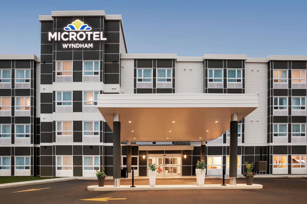 Microtel Inn And Suites By Wyndham Val-D Or 2/26
