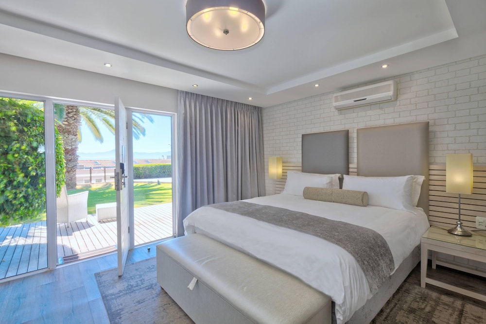 Protea Hotel By Marriott Mossel Bay 14/37