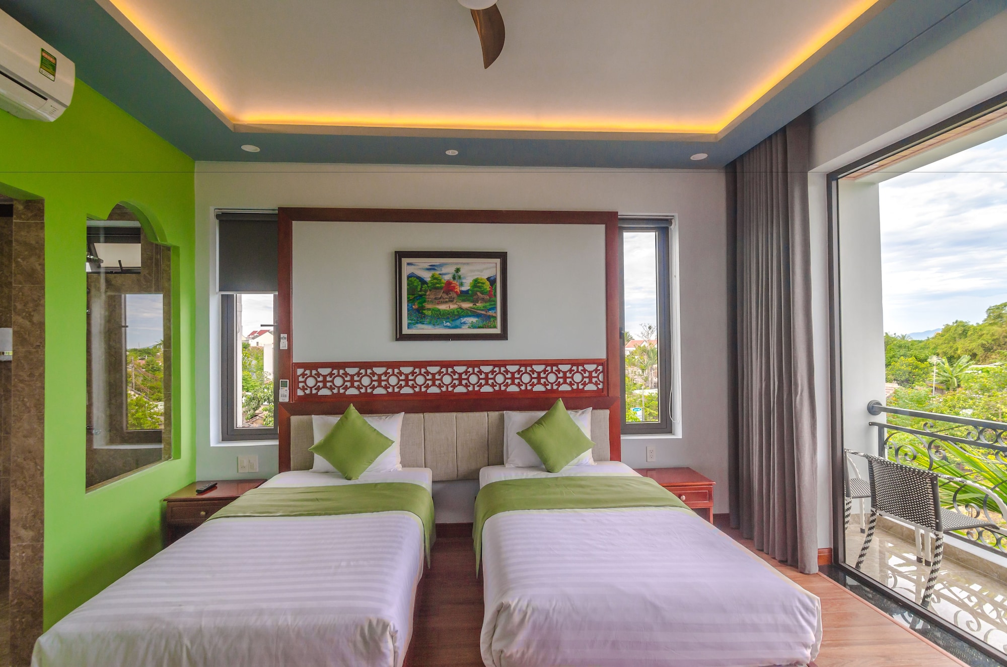 1 BEDROOM, SUPERIOR, DOUBLE OR TWIN BED, CITY VIEW