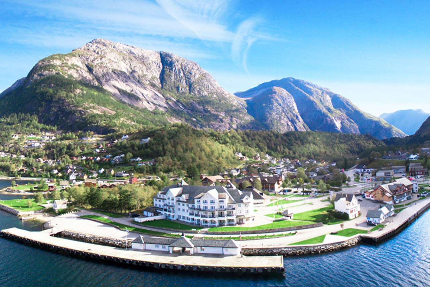 Voringfoss Hotel 10/12