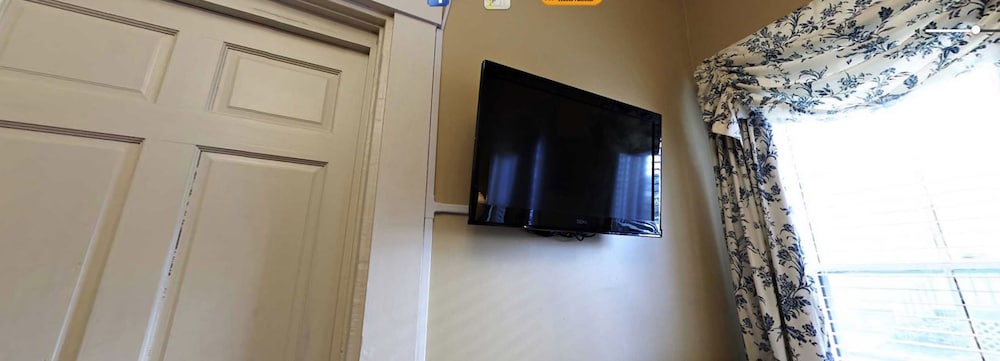 Bellevue House 38/50