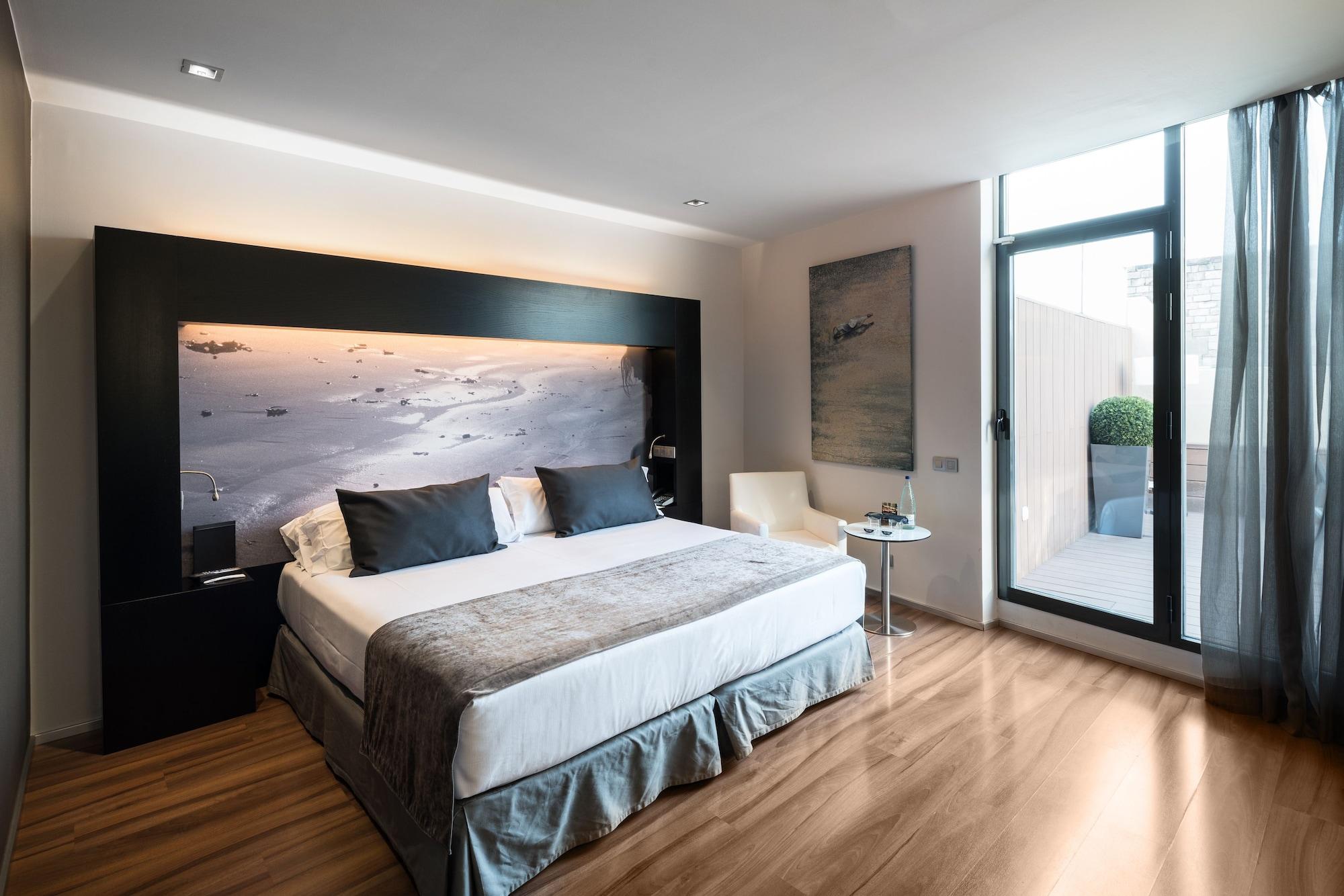 Superior, Single, Double Bed, Private Poolterrace