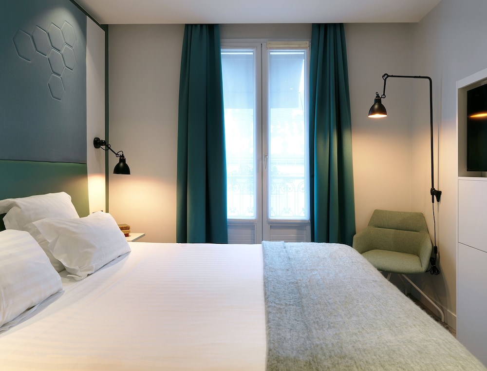 VENDOME SAINT GERMAIN 23/50