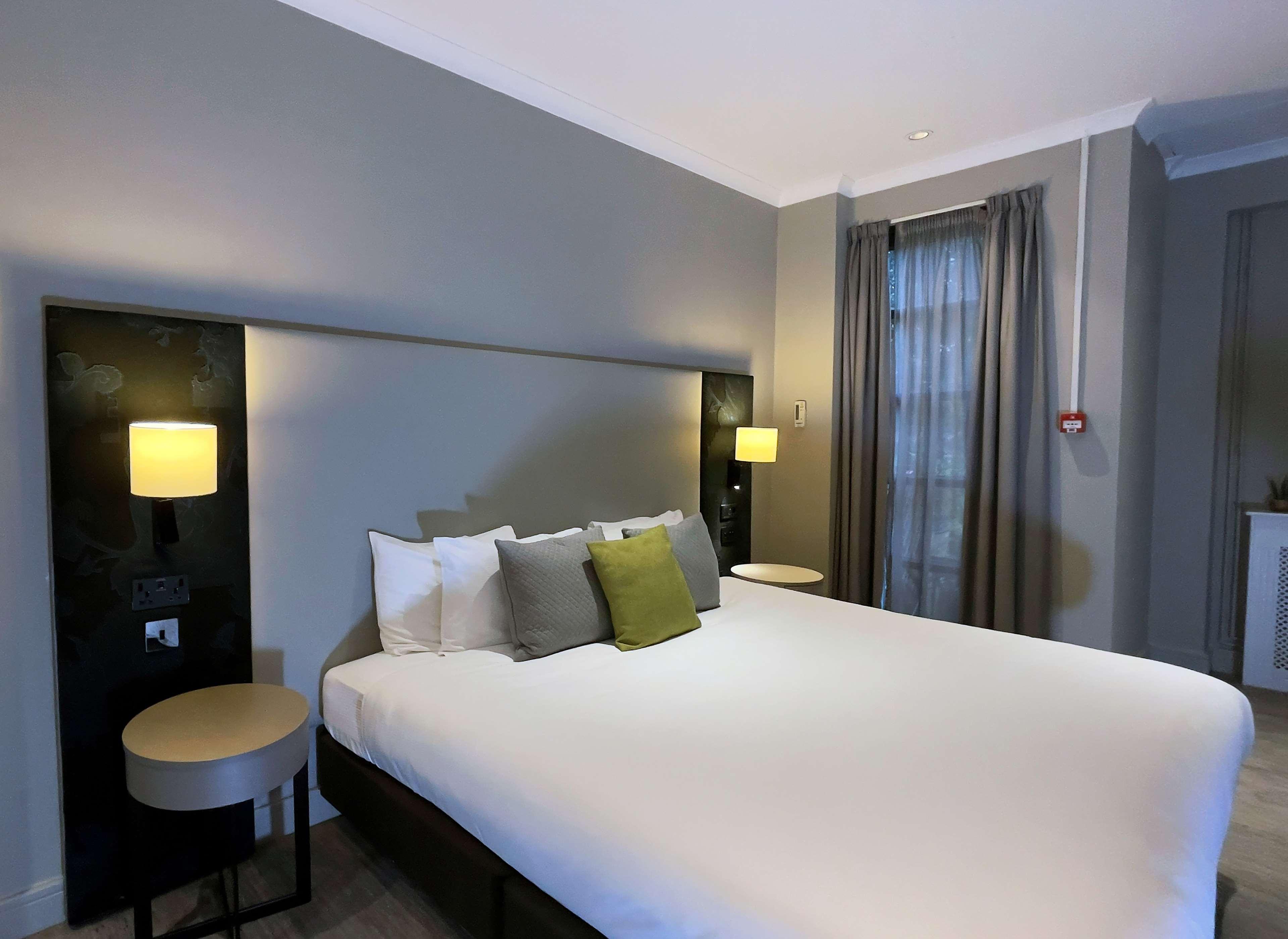 Room at DoubleTree by Hilton London Kensington, LONDON
