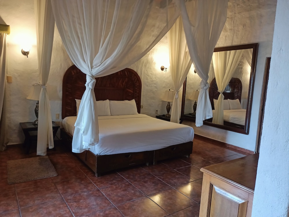 Hotel Plaza Tucanes 29/50