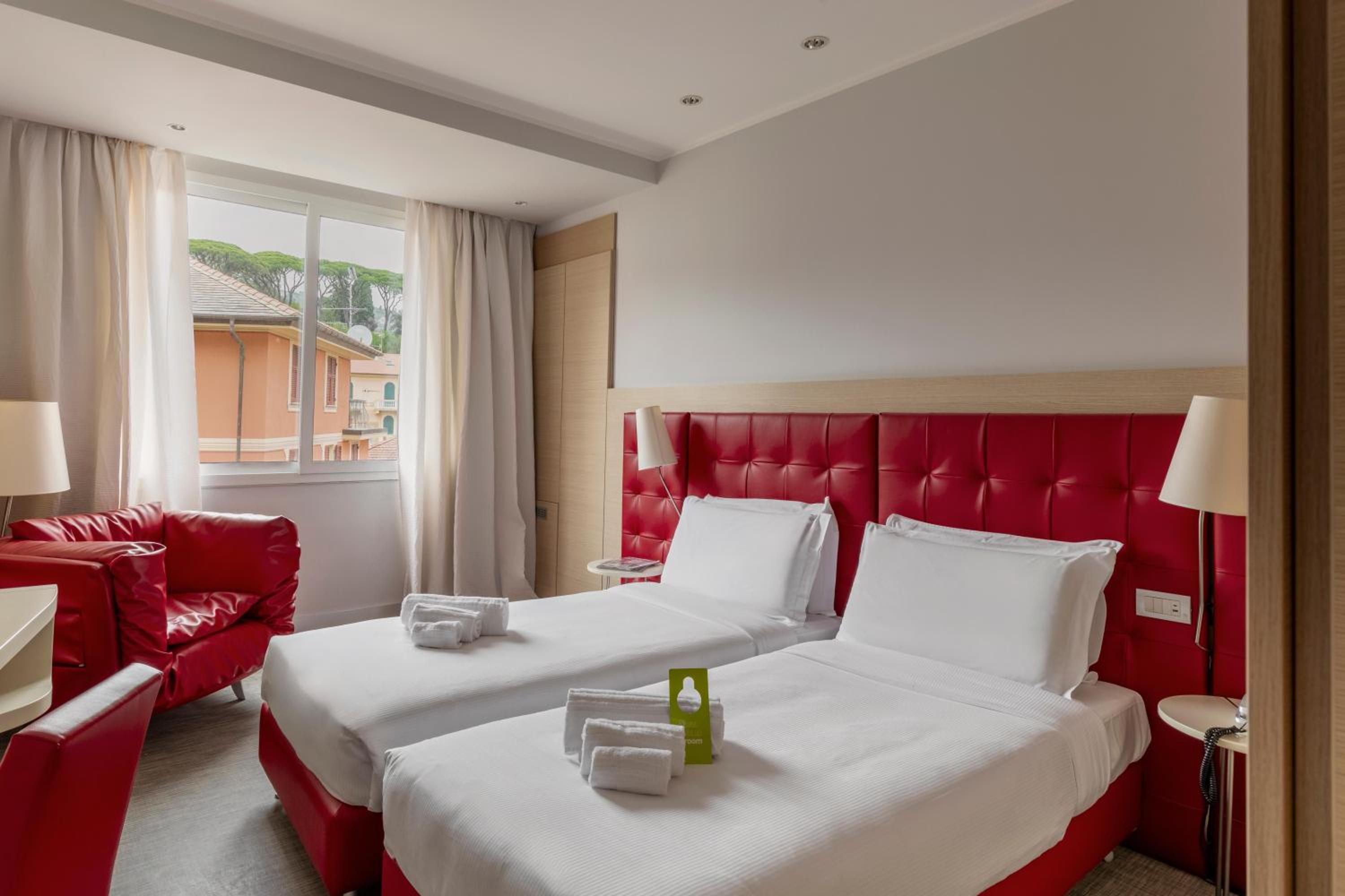 غرفة قياسية بسرير مزدوج أو سريرين منفصلين، B&B Hotel Park Hotel Suisse Santa Margherita Ligure 6/10