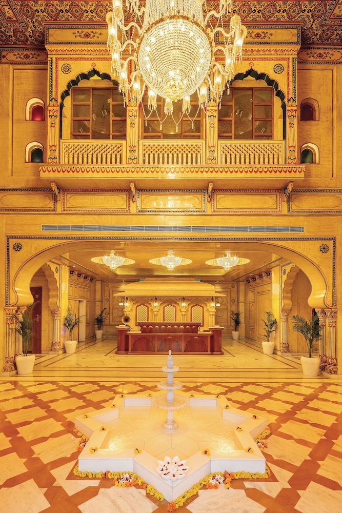 R Chandras Palace 6/42
