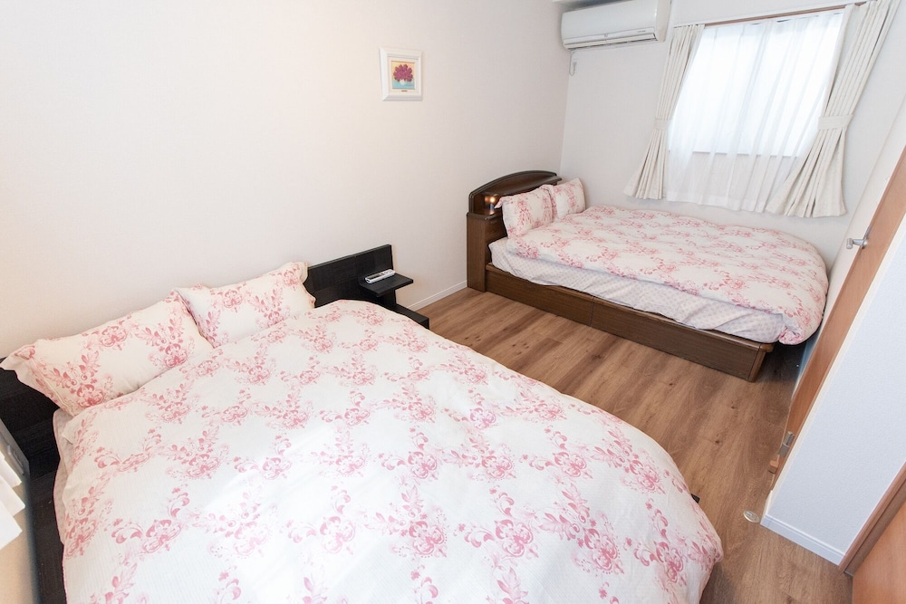 Mori House In Nishinippori [VR] 6/27