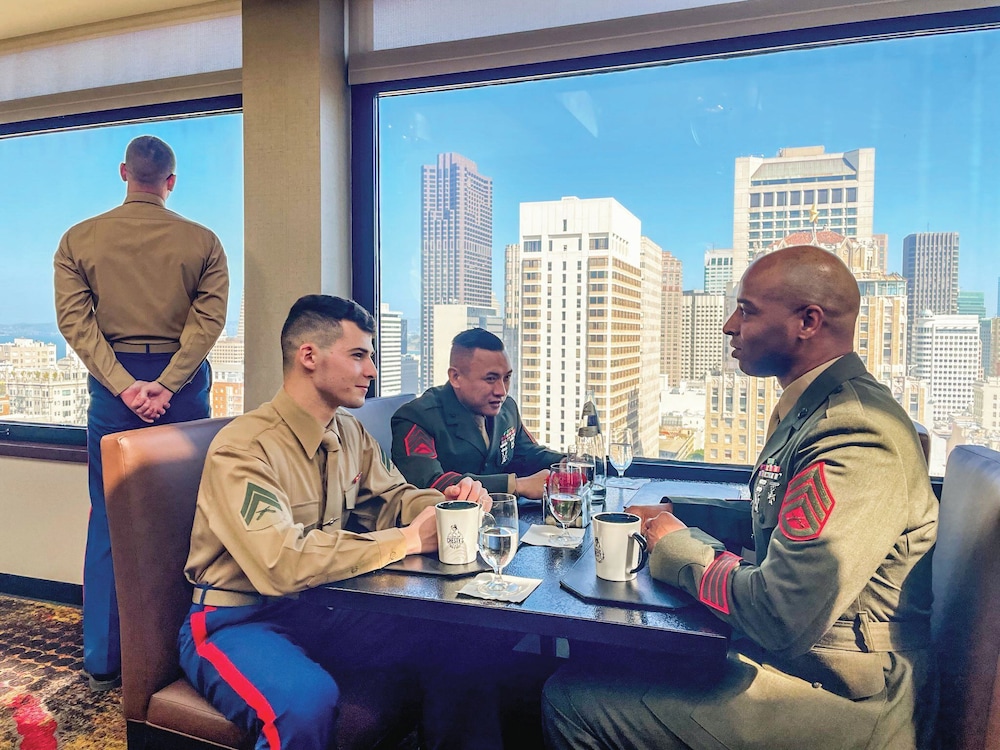 Marines Memorial Club Hotel 40/54