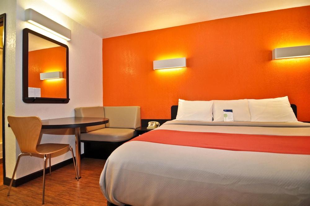Motel6 Willows, CA 33/60