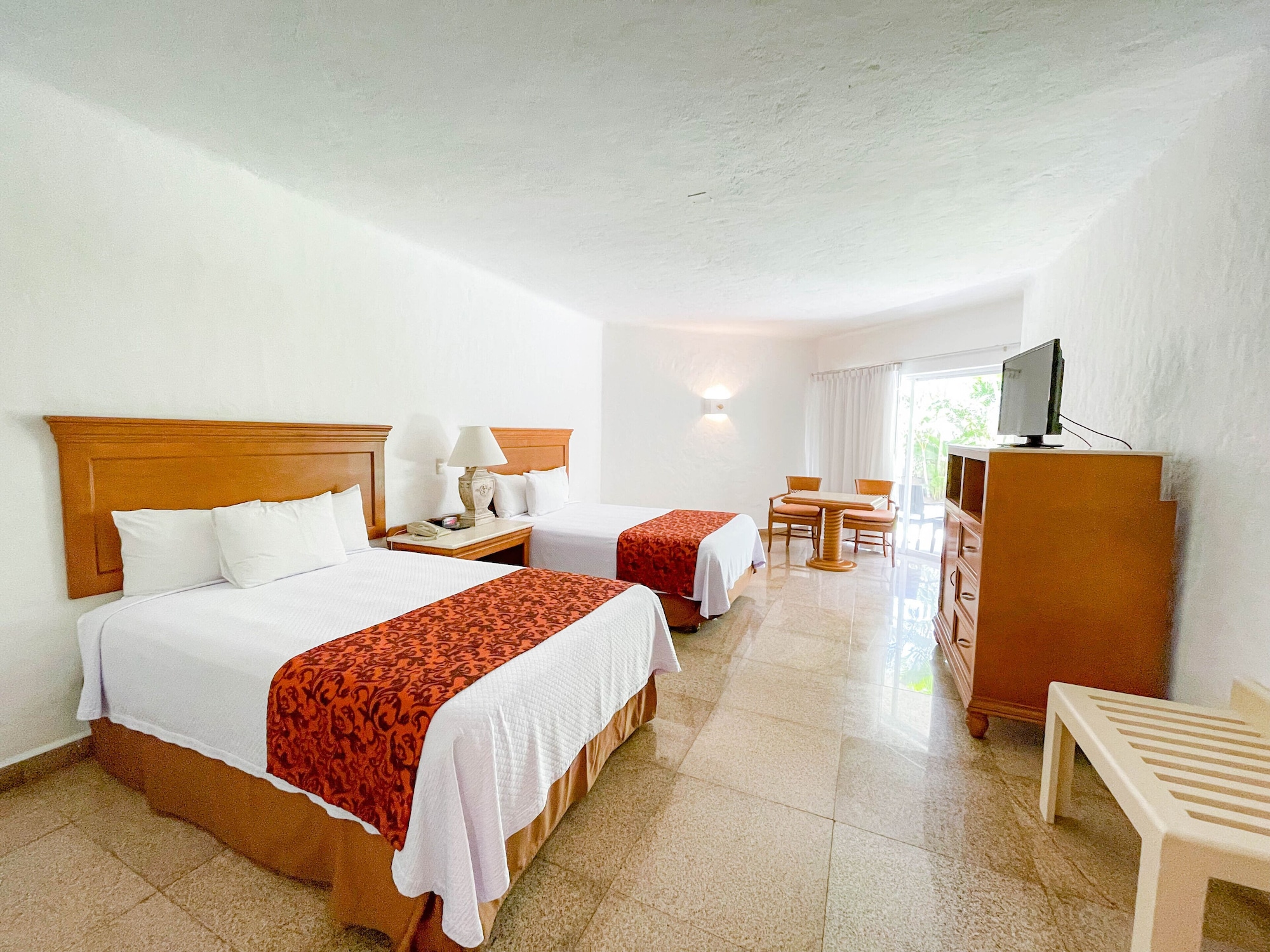 غرفة قياسية بسريرين كوين، Friendly Fun Vallarta Different Experiences 6/10