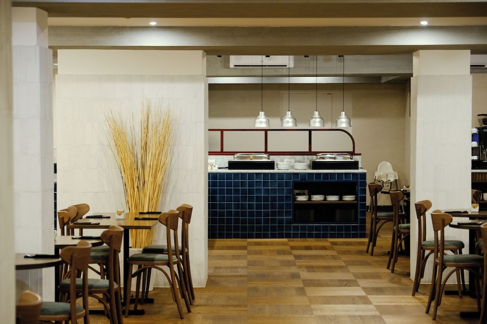 C Hotels Club House 33/38