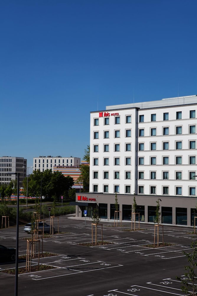 ibis Hotel Berlin Airport (Neueroffnung) 2/49