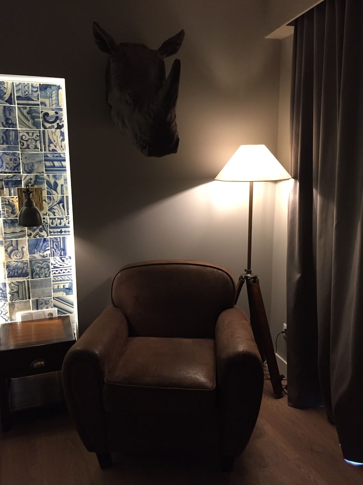 Dalma Old Town Suites 60/72