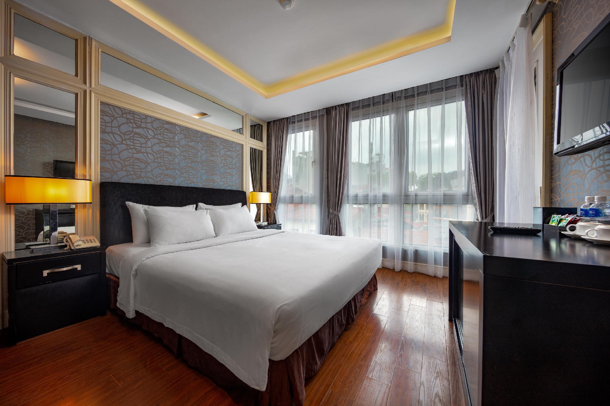 Deluxe, Double Bed